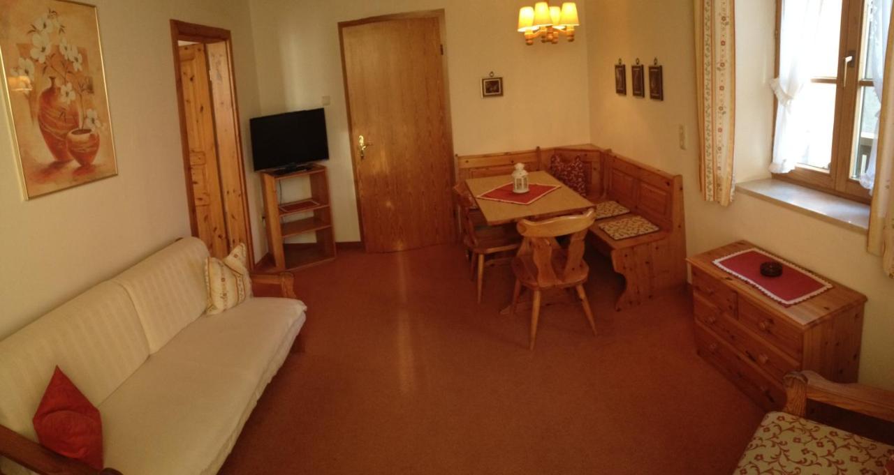 Hotel Maier Garni การ์มิช-พาร์เทนเคียร์เชน ภายนอก รูปภาพ