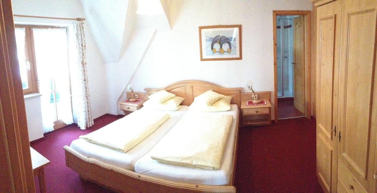 Hotel Maier Garni การ์มิช-พาร์เทนเคียร์เชน ภายนอก รูปภาพ